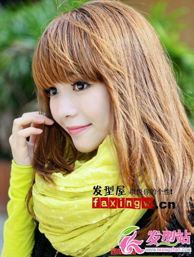 簡(jiǎn)單好看又清純女生中長(zhǎng)直發(fā)發(fā)型圖片分享